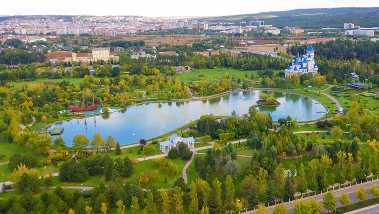 Sazova Parkı